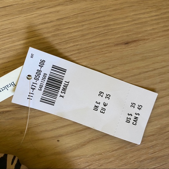 NWT • ABERCROMBIE One Shoulder Bikini Top • Zebra - Picture 10 of 10